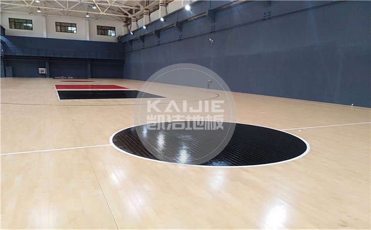山東同昌物業公司籃球館木地板項目圖片