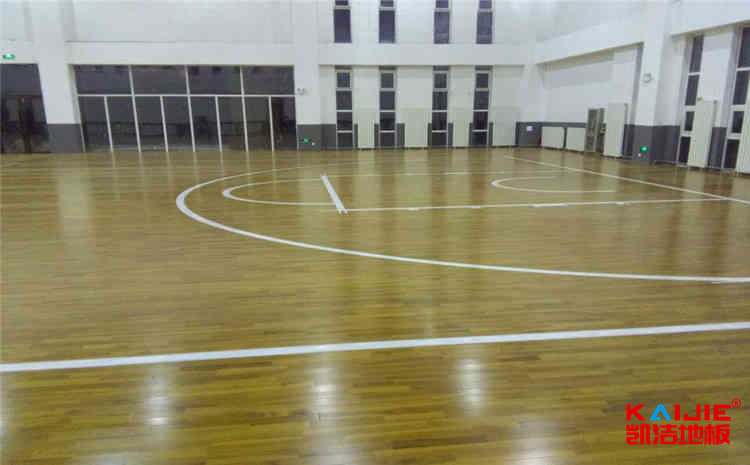 常見的籃球場(chǎng)木地板每平米價(jià)格