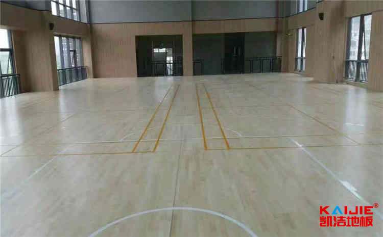 籃球館木地板材質怎么區分